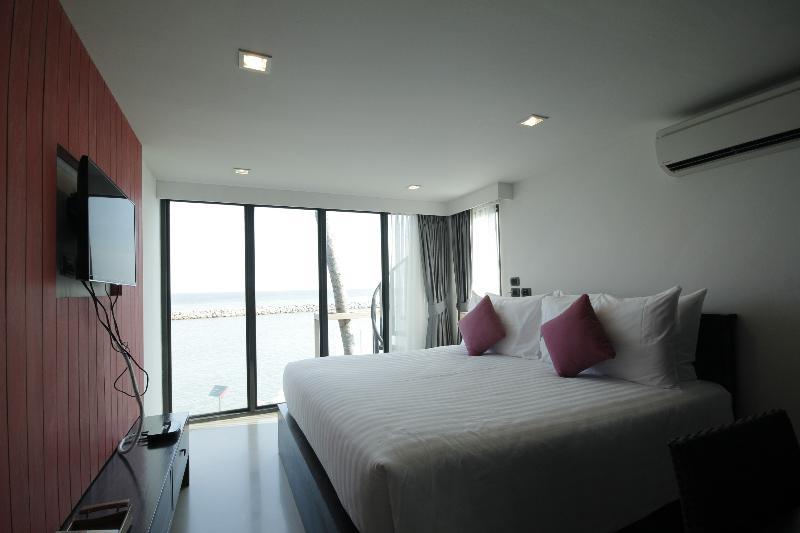 Eco Moment Beach Resort เพชรบุรี ภายนอก รูปภาพ